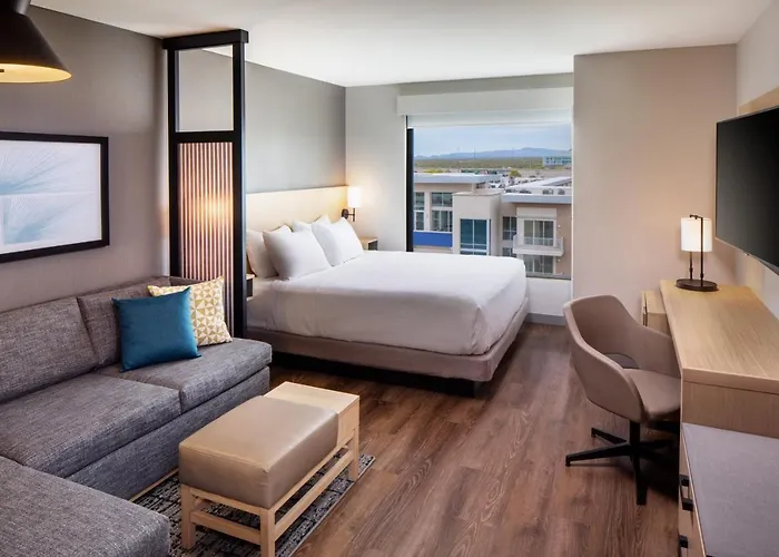Hotel Hyatt Place North 3*